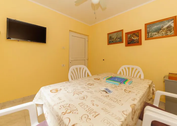 Apartma Zara Rtina
