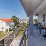Apartma Zara Apartament *