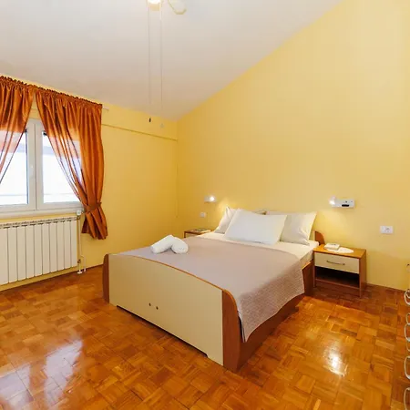 Apartma Zara