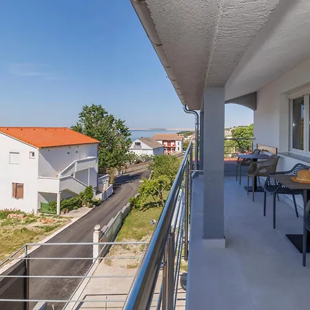 Apartma Zara Апартаменты *