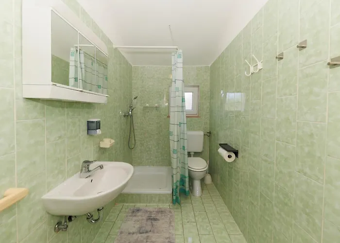 Apartma Zara Ртина