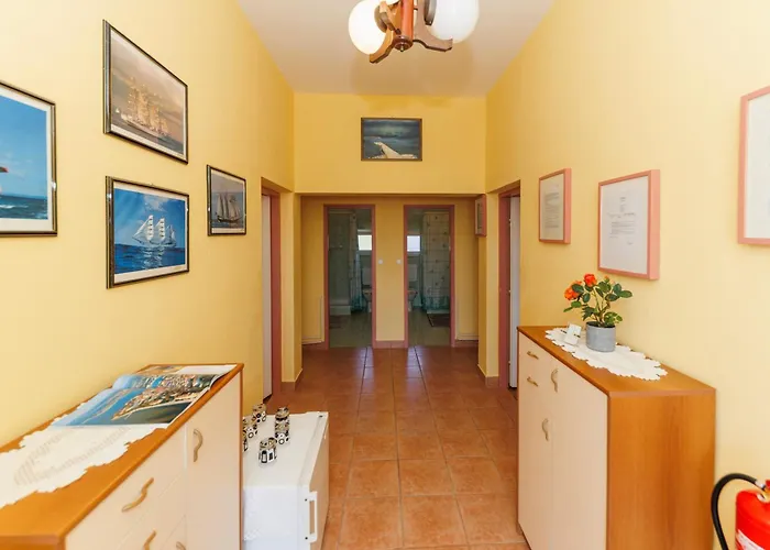 Apartma Zara Ртина