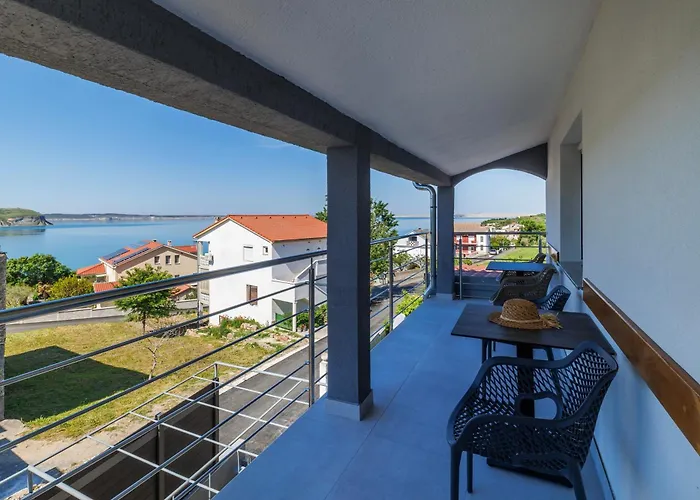 Apartma Zara *